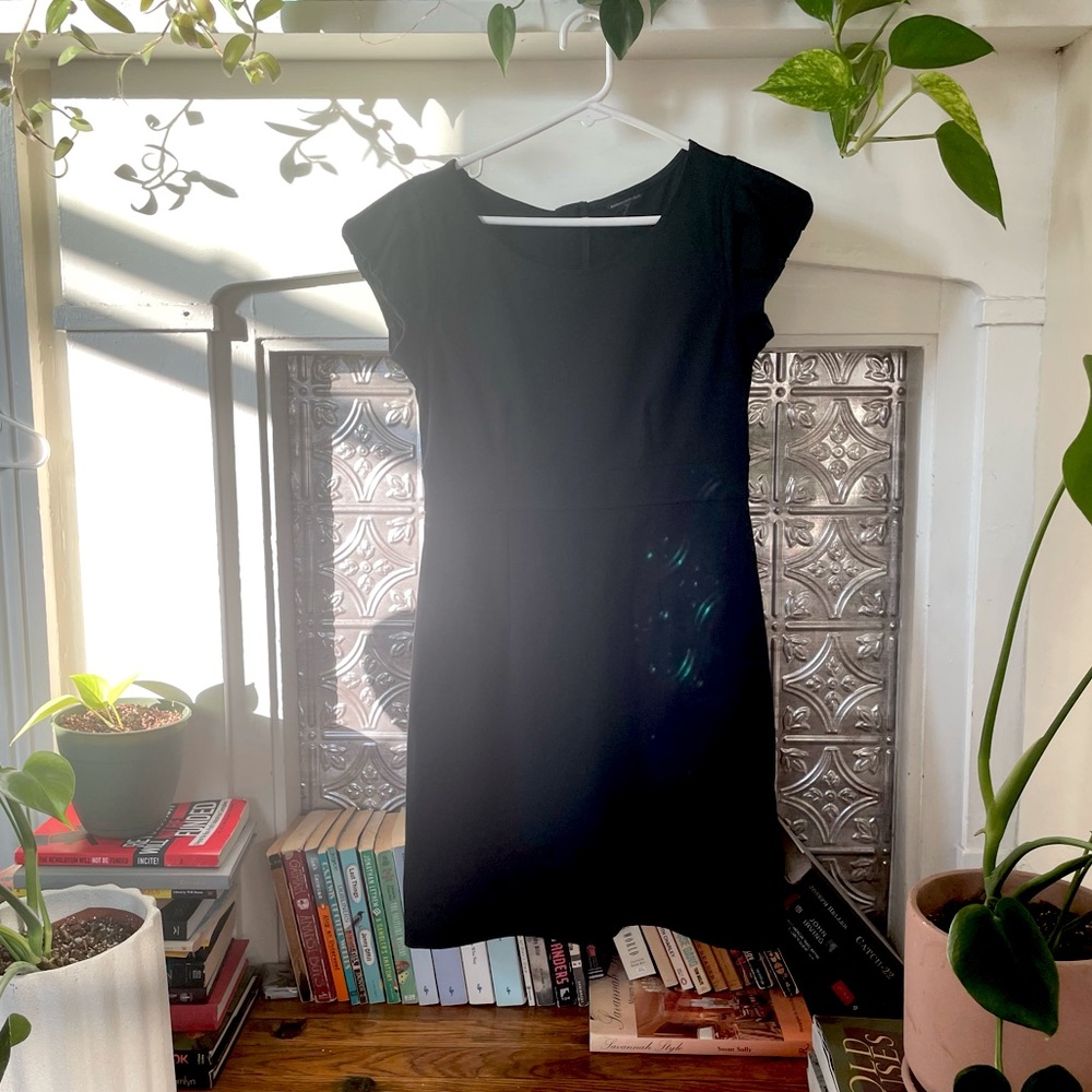 Banana Republic cap-sleeve dress